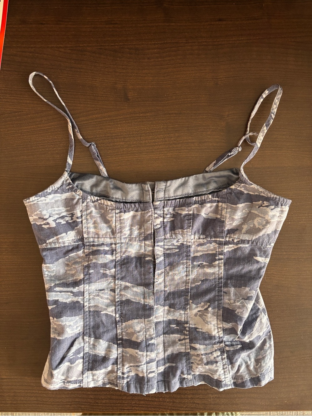 Urban Outfitters BDG Neomi Printed Twill Crop Camo Cami